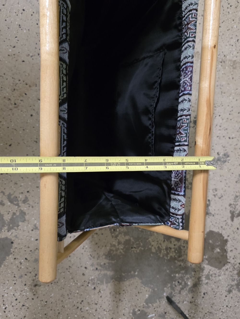 Wood Frame Magazine Rack with Blue Patterned Fabric - Picture 4 of 6